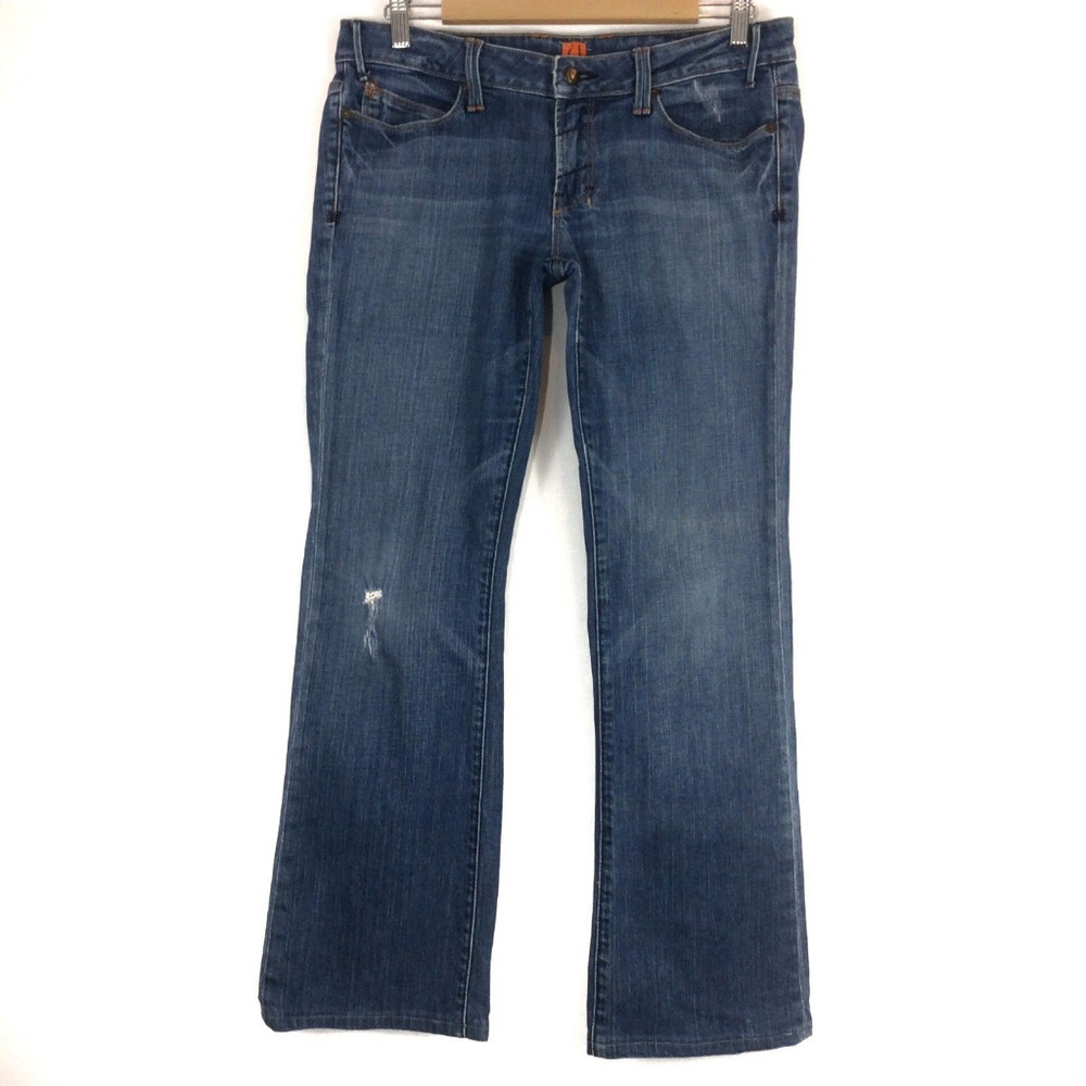 🦋"U" LowRise Bootcut Distress Medium Wash Jeans - Picture 2 of 8